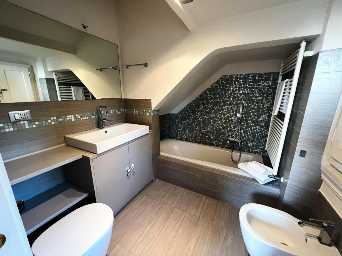 Chic Apt In Villa - Dolcevita Holiday フィレンツェ エクステリア 写真
