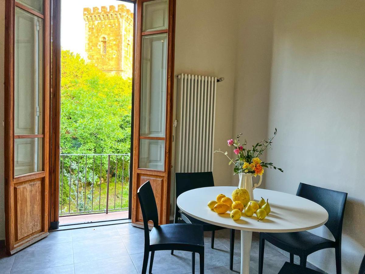 Chic Apt In Villa - Dolcevita Holiday フィレンツェ エクステリア 写真