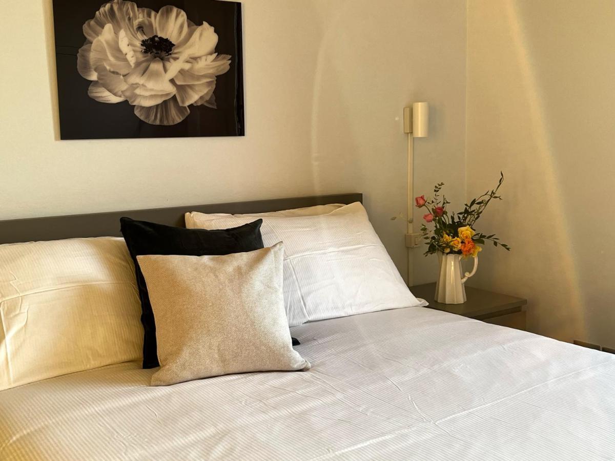 Chic Apt In Villa - Dolcevita Holiday フィレンツェ エクステリア 写真