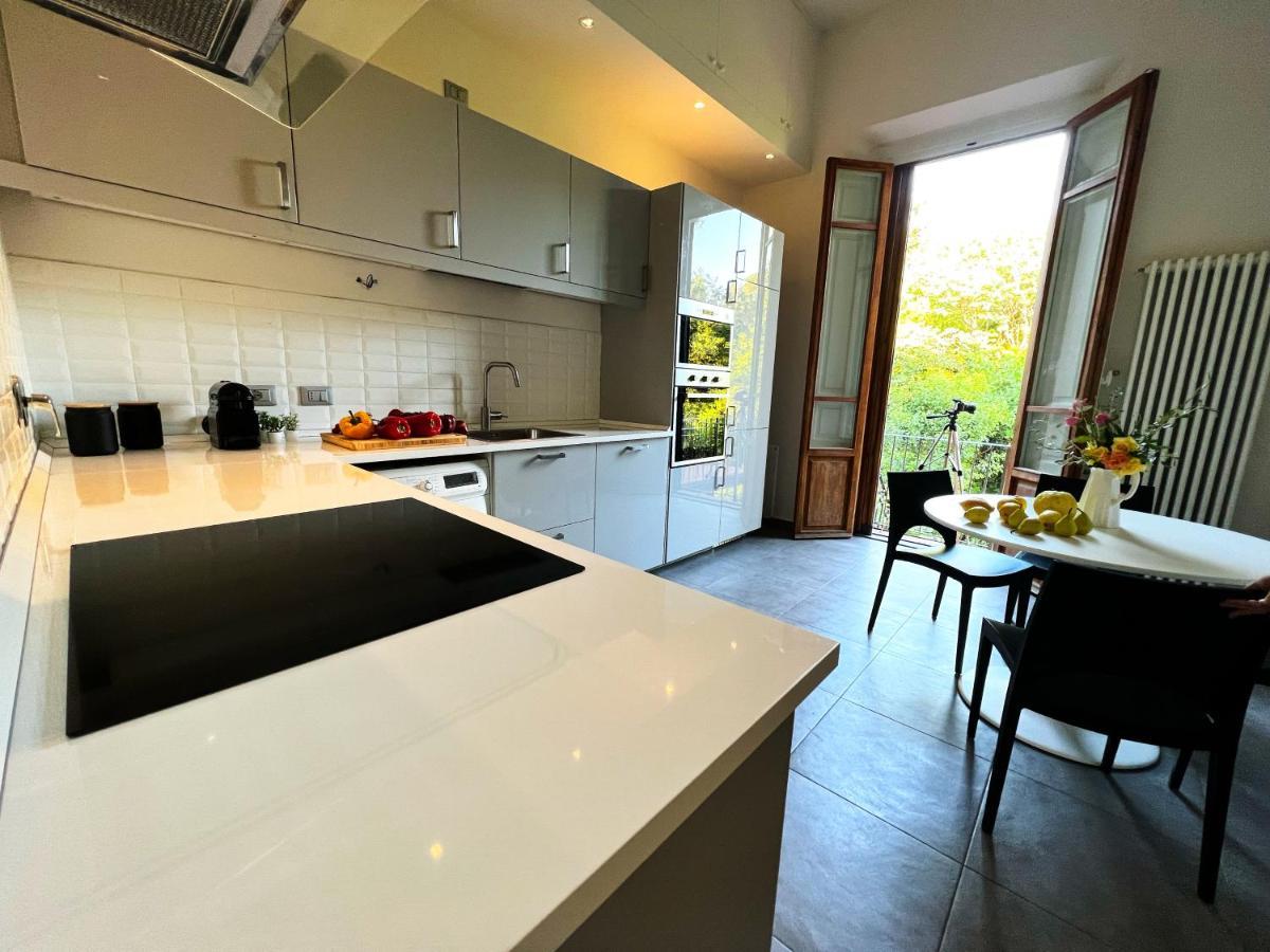 Chic Apt In Villa - Dolcevita Holiday フィレンツェ エクステリア 写真